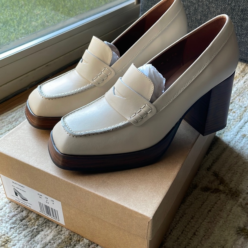 ALOHAS Busy Platform Heel Loafers in Ivory